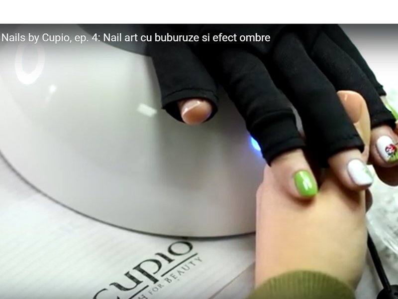 Nails by Cupio ep. 4: Nail art cu buburuze și efect ombre